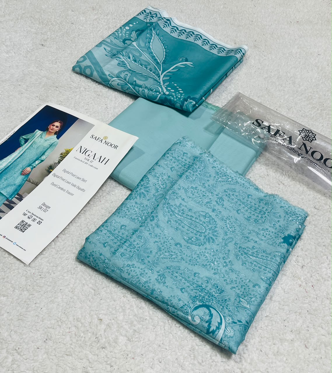 Elegent Unstitched clothes